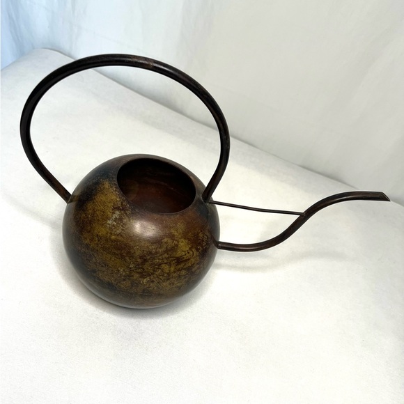 Vintage Bronze Watering Can - Picture 6 of 6
